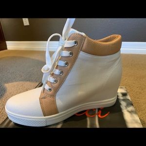 Brand New! Wedge Sneaker